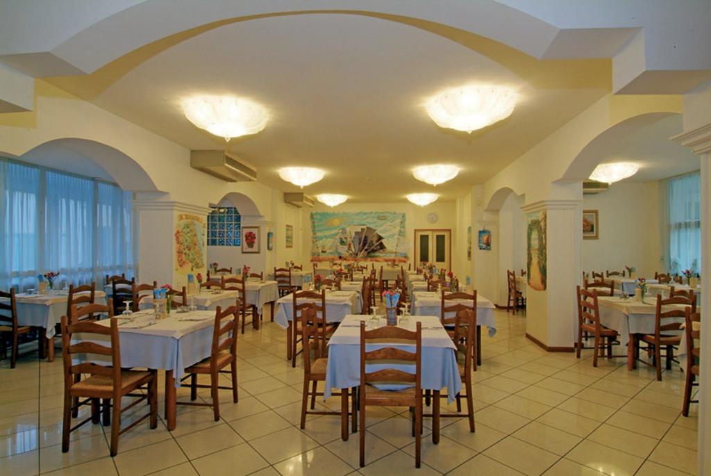 Hotel Arlecchino Морской Милан Экстерьер фото