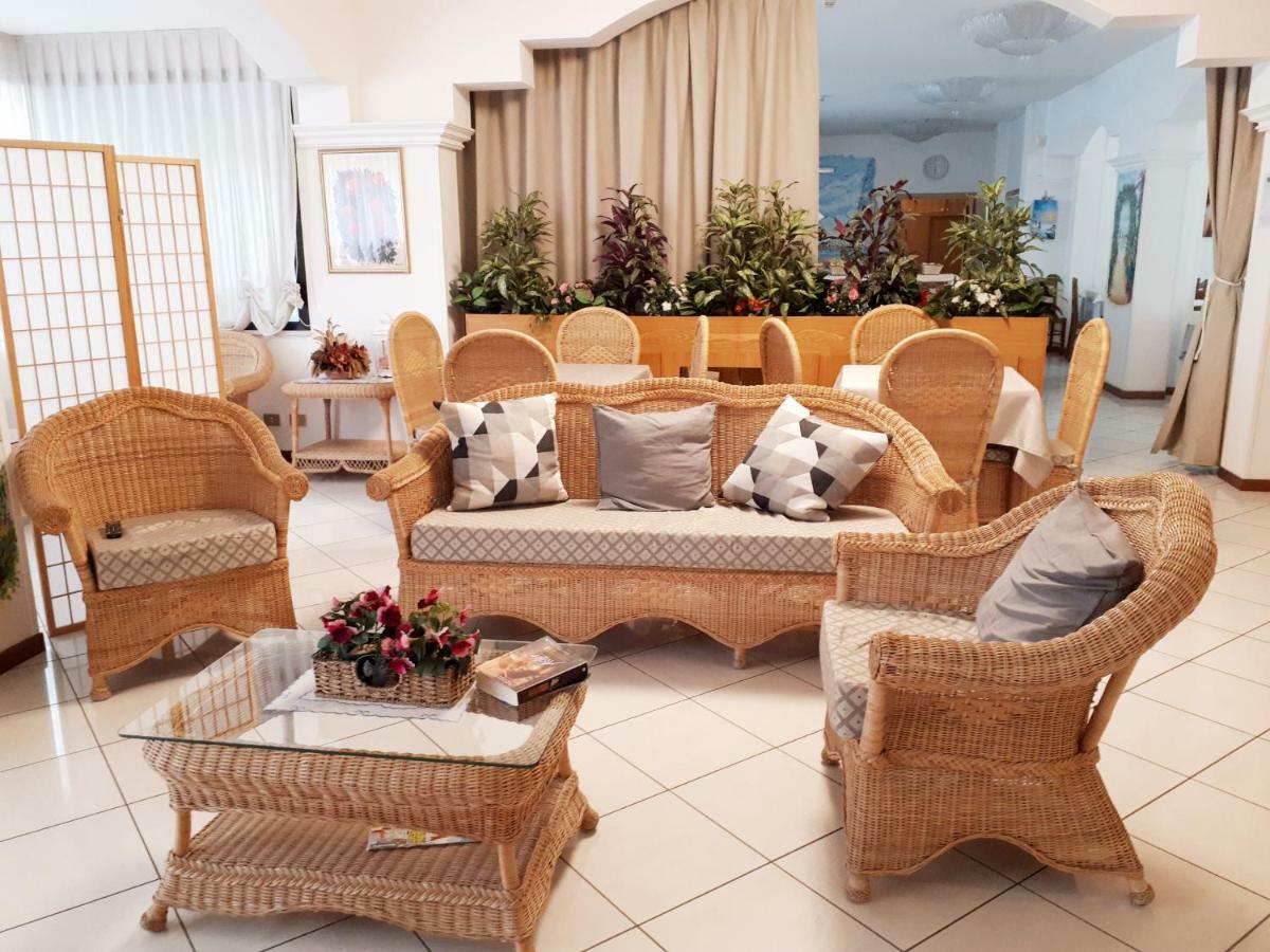 Hotel Arlecchino Морской Милан Экстерьер фото
